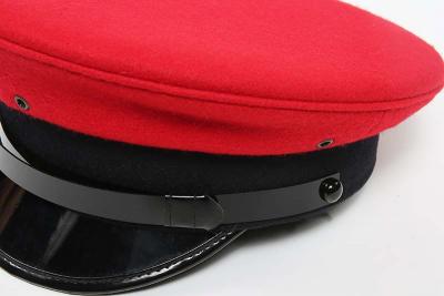 Traje de uniforme militar gorra de oficial con visera
    